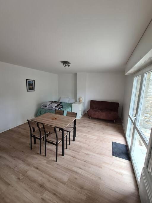Ferienwohnung 50M De La Plage: Studio Au Coeur Du Centre ! Saint-Cast-le-Guildo Exterior foto